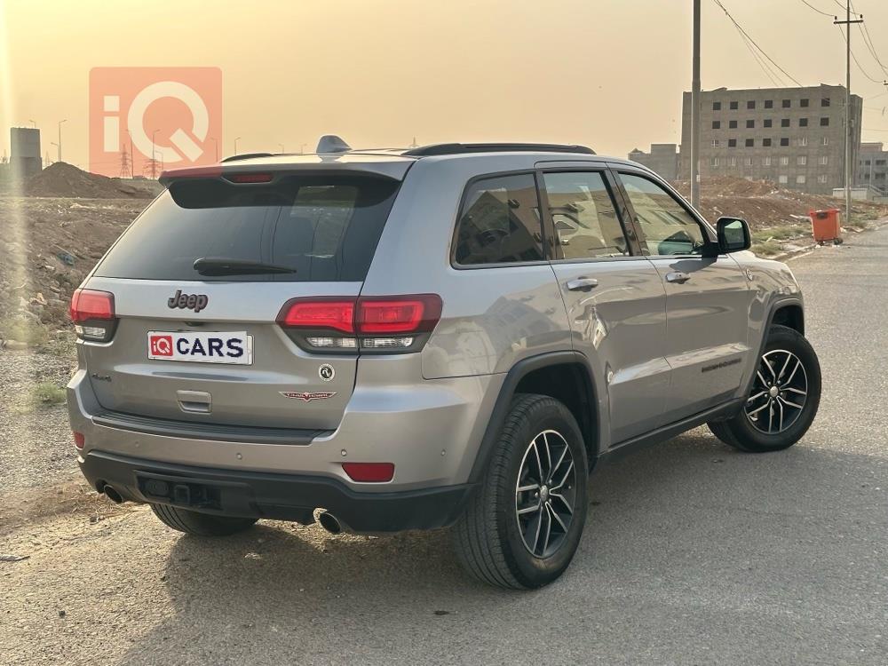 جيب جراند شيروكي